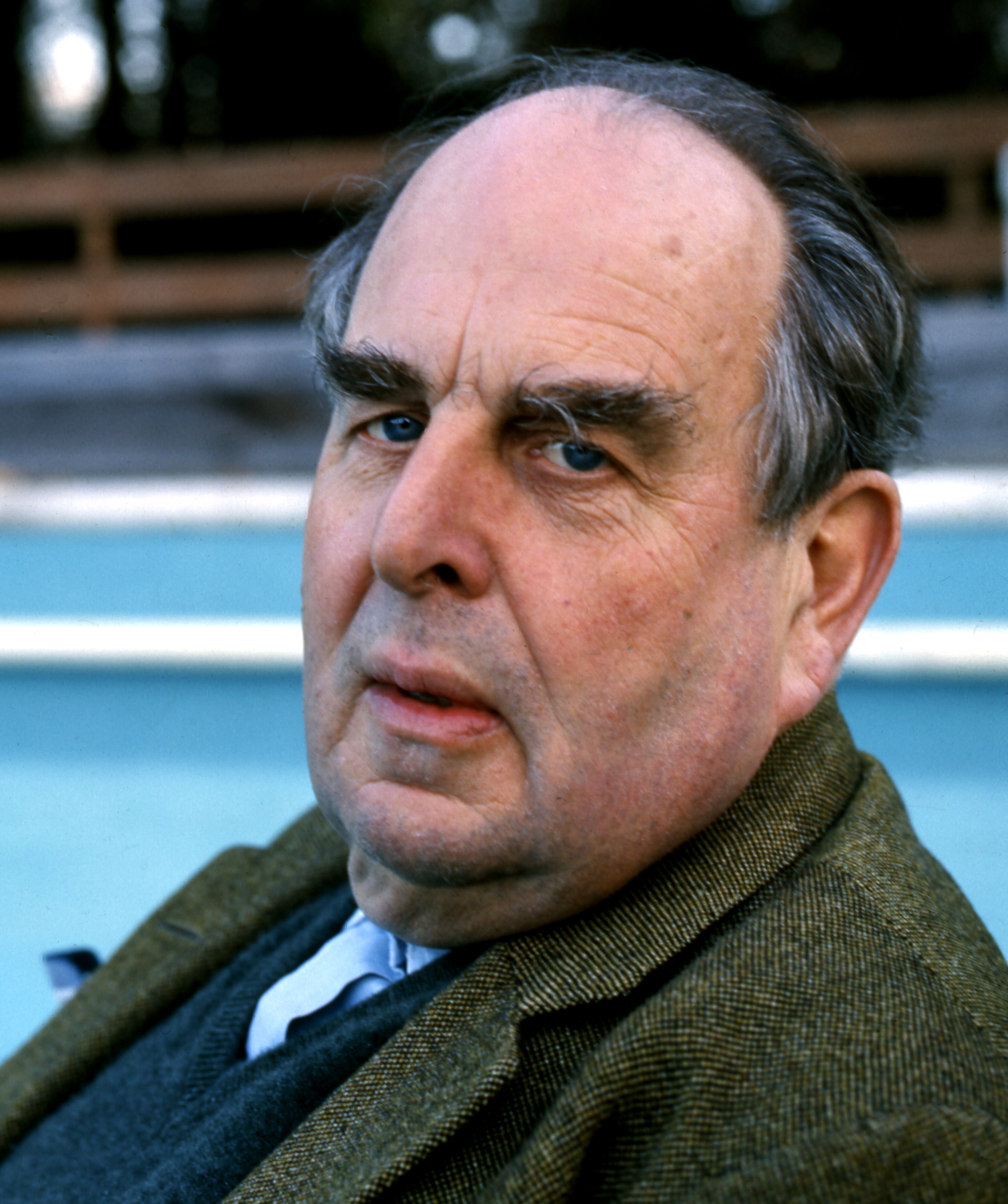 Robert Morley photo