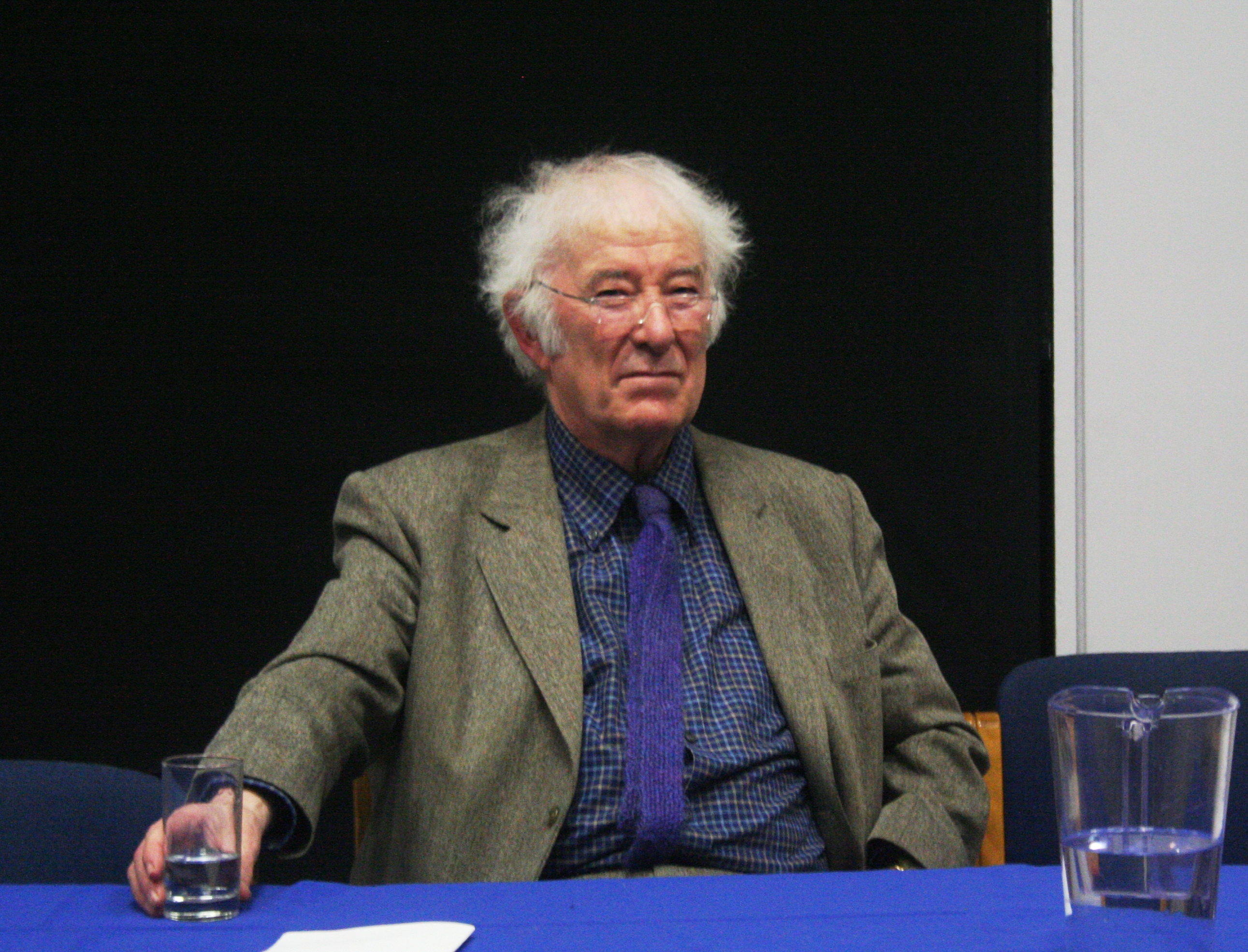 Séamus Heaney photo
