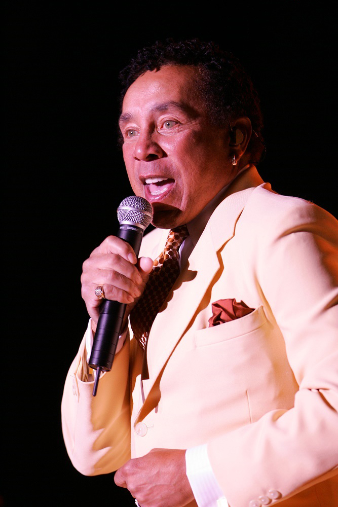 Smokey Robinson photo