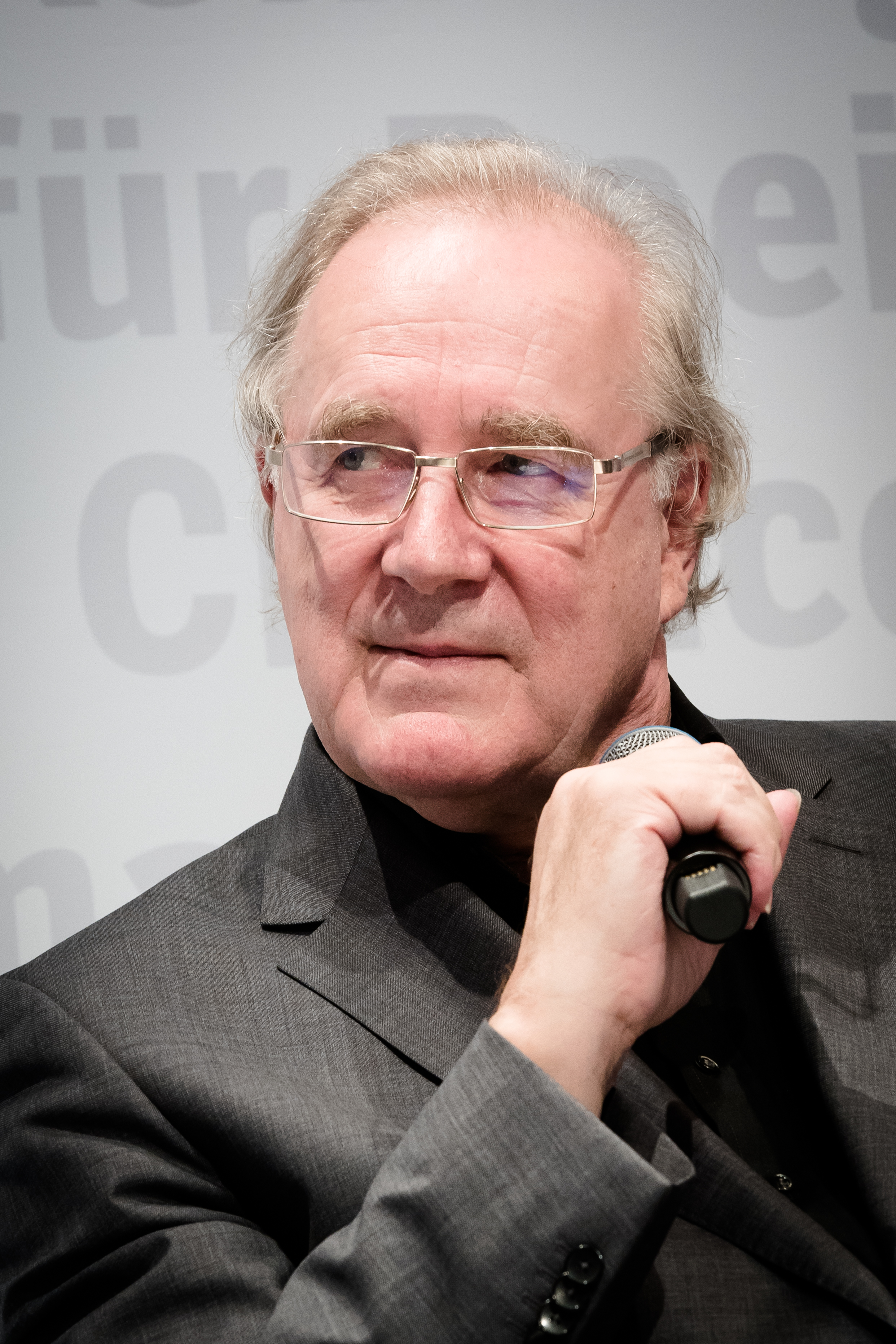Sten Nadolny photo
