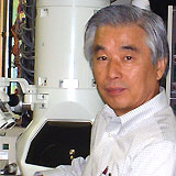 Sumio Iijima photo