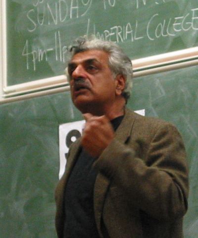Tariq Ali photo