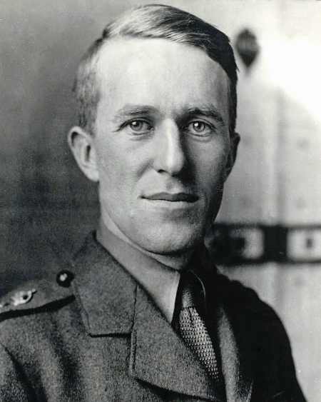 Thomas Edward Lawrence photo