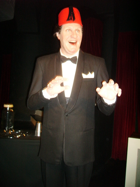 Tommy Cooper photo