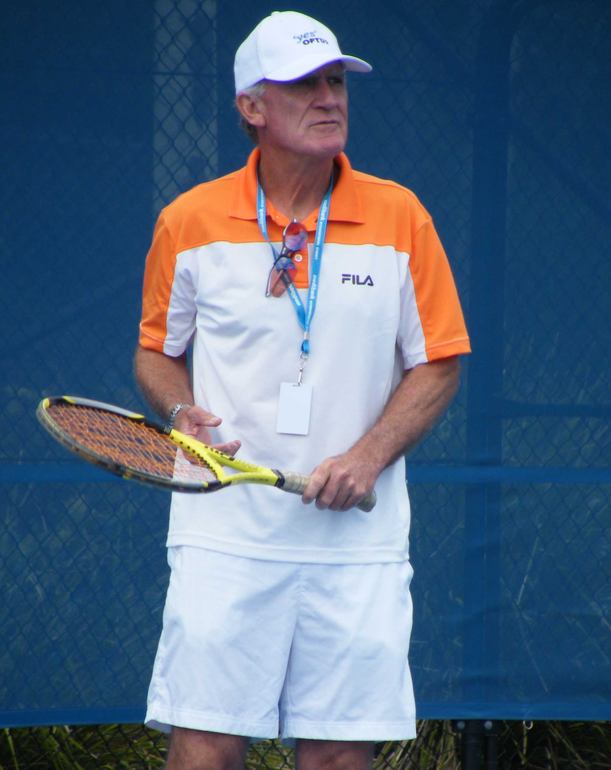 Tony Roche photo