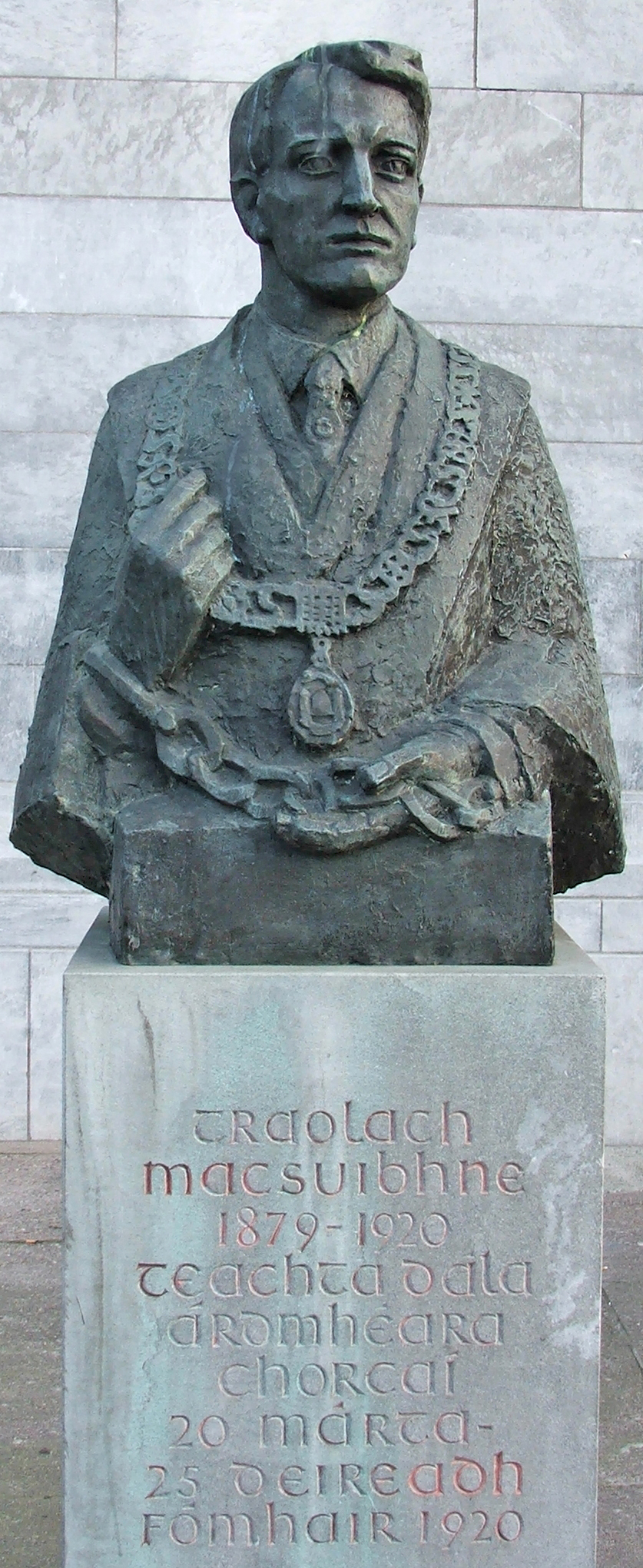 Traolach Mac Suibhne photo