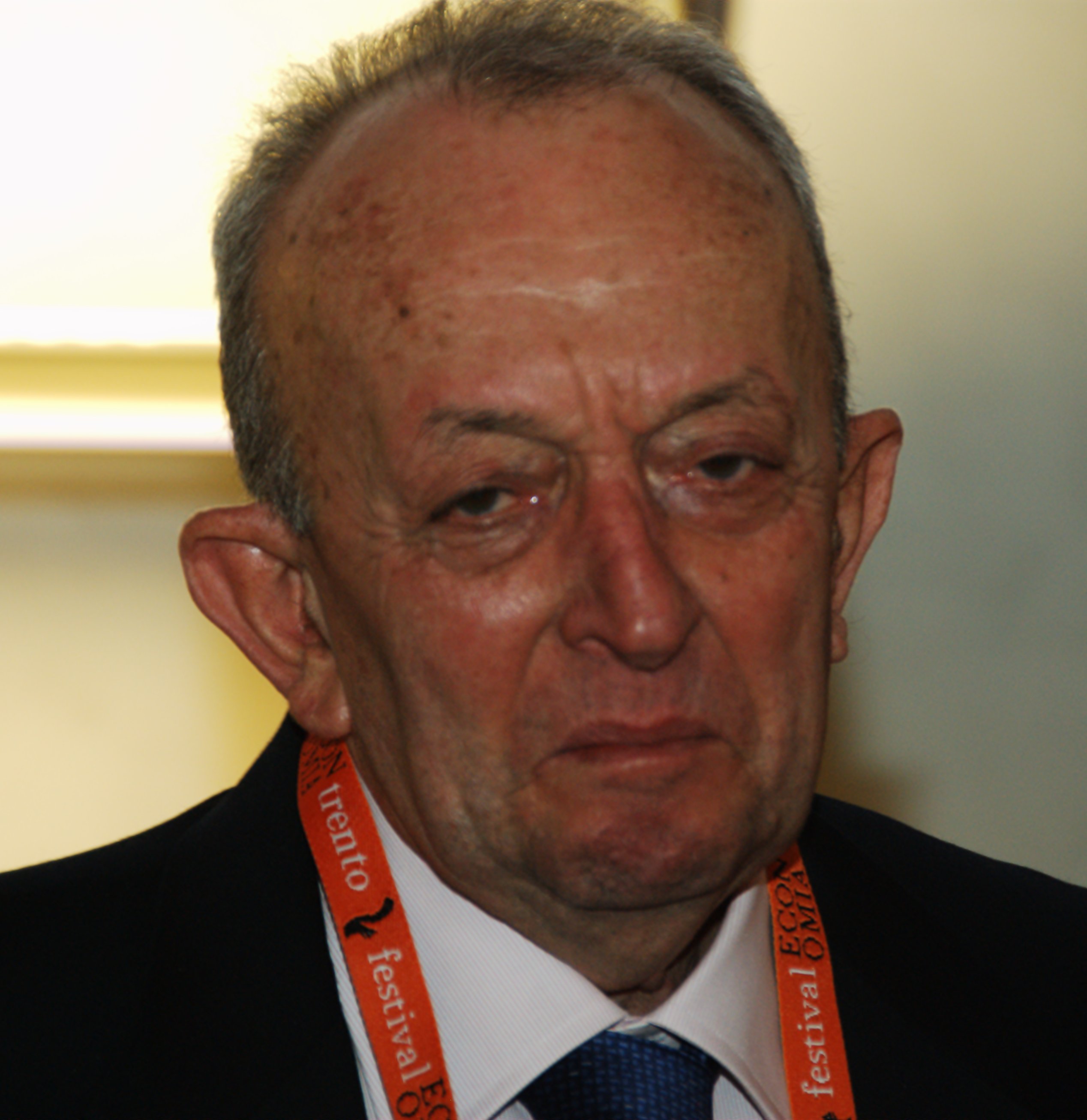 Tullio De Mauro photo