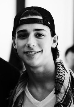Uriah Shelton photo