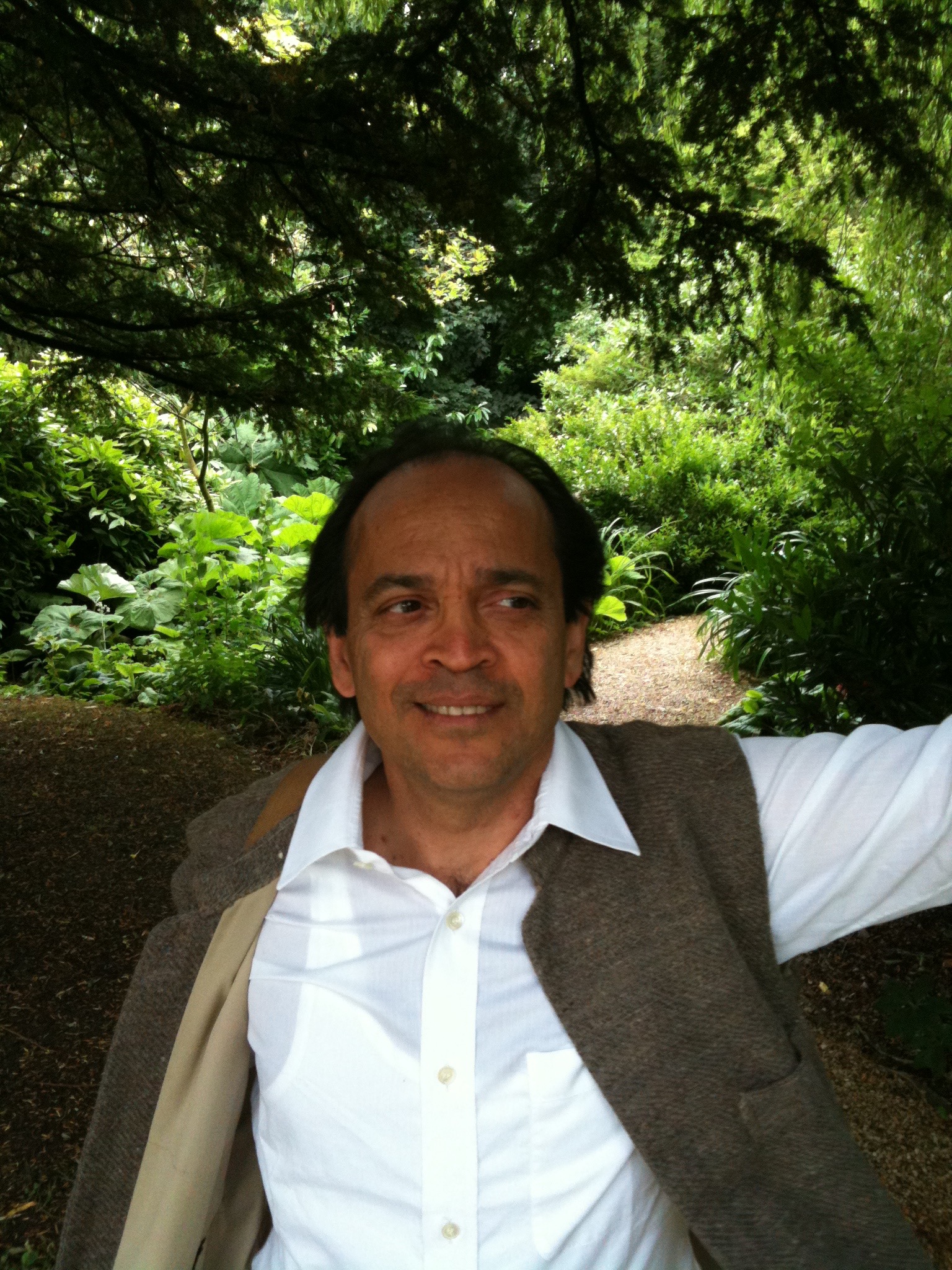 Vikram Seth photo